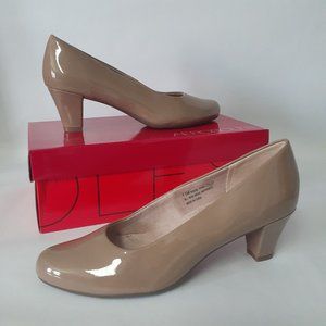 New Aerosoles 7.5 Classic Nude Pump Shore Thing Heels